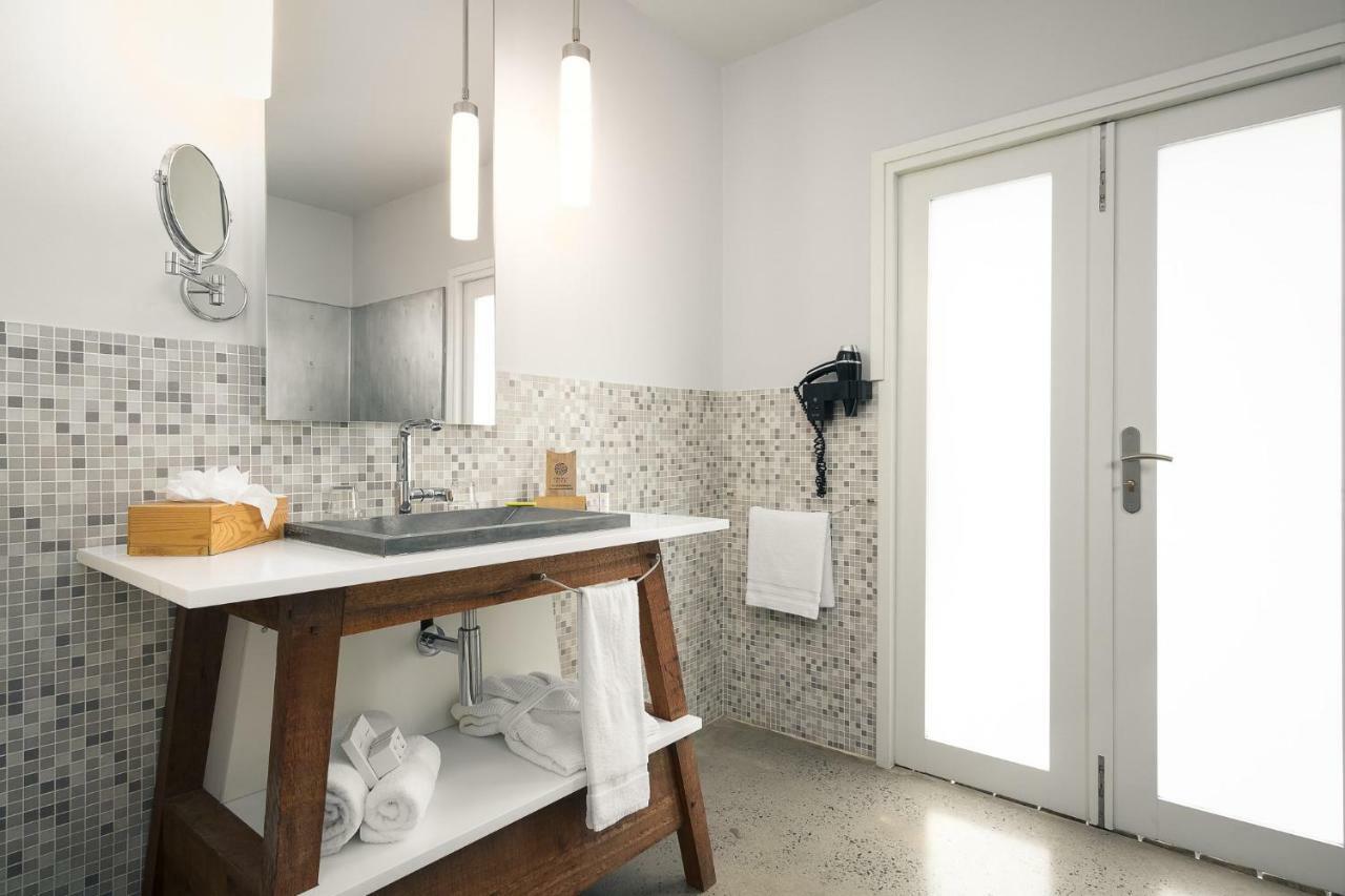 French Coco Hotel La Trinité Kültér fotó